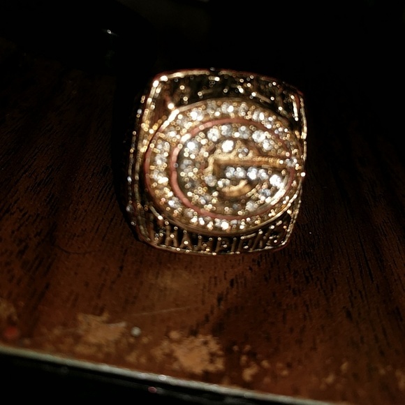 Packer super bowl rings - Picture 5 of 5